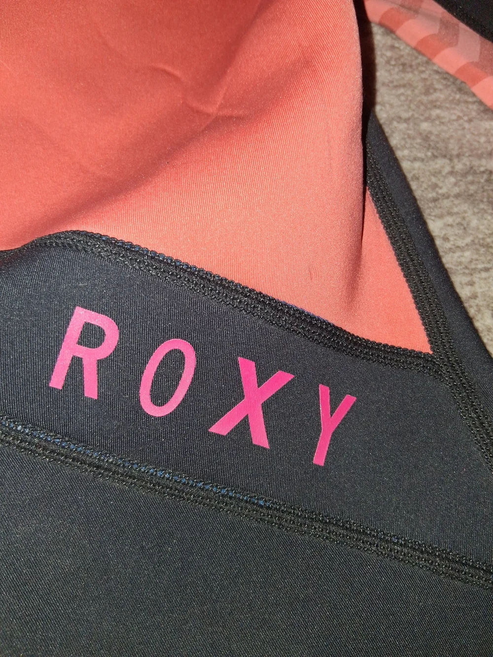 Roxy Girls Colorblock Wetsuit Top | Size 6 / M